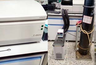 熒光光度計配套設(shè)備：制冷循環(huán)水浴的應(yīng)用與注意事項